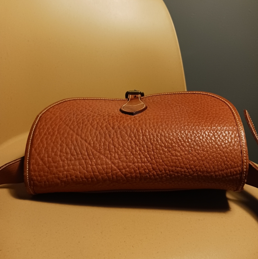 Vintage DOONEY & BOURKE Elegant Brown Leather Crossbody Bag - Picture 8 of 16